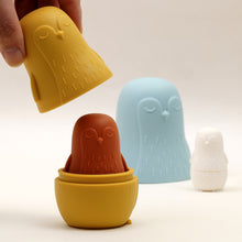 Load image into Gallery viewer, Baby Penguin Shape Stacking Toys
